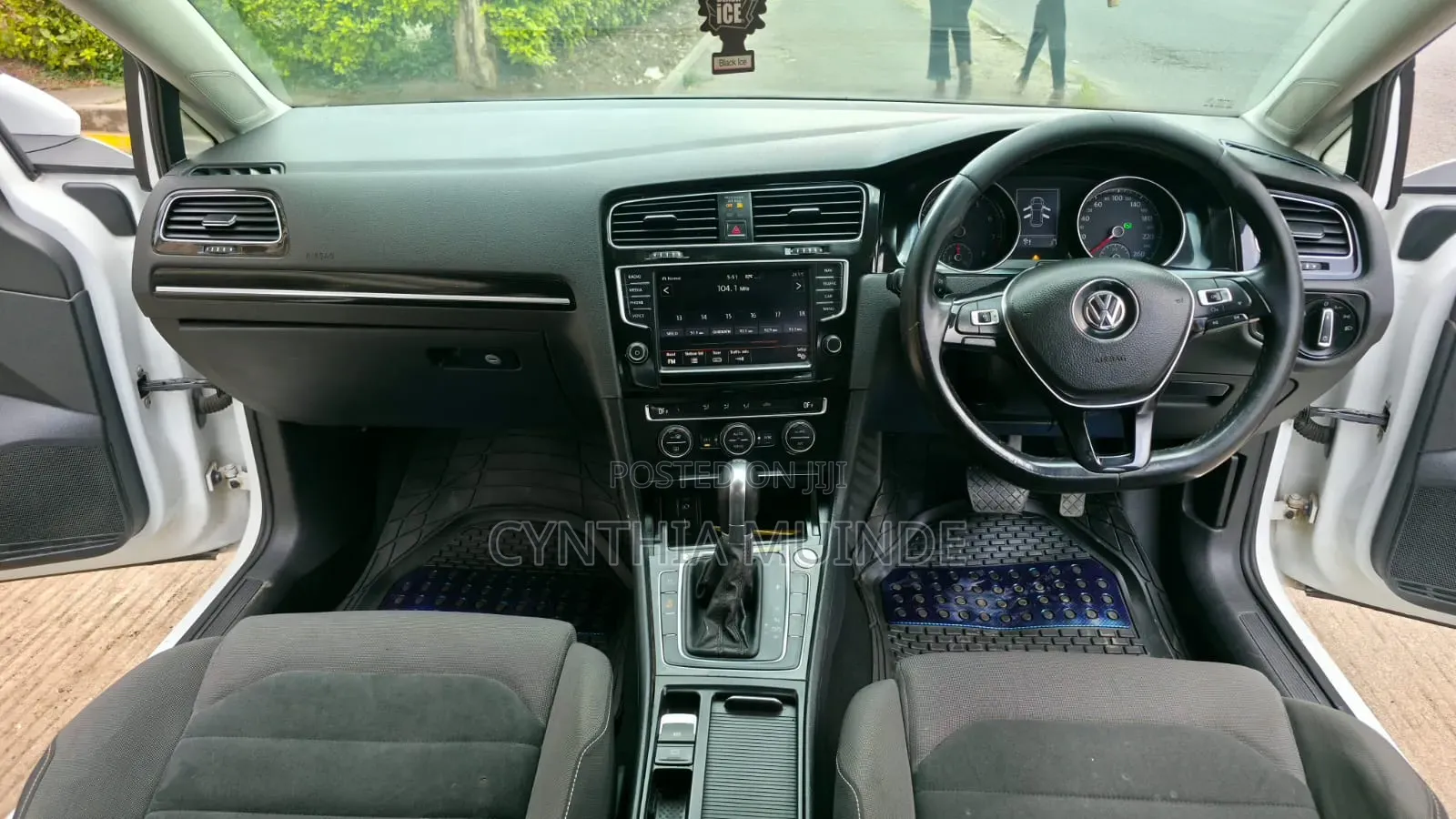 Volkswagen Golf 2015 White