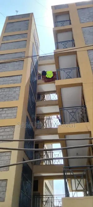 1bdrm Block of Flats in City Cabanas for sale