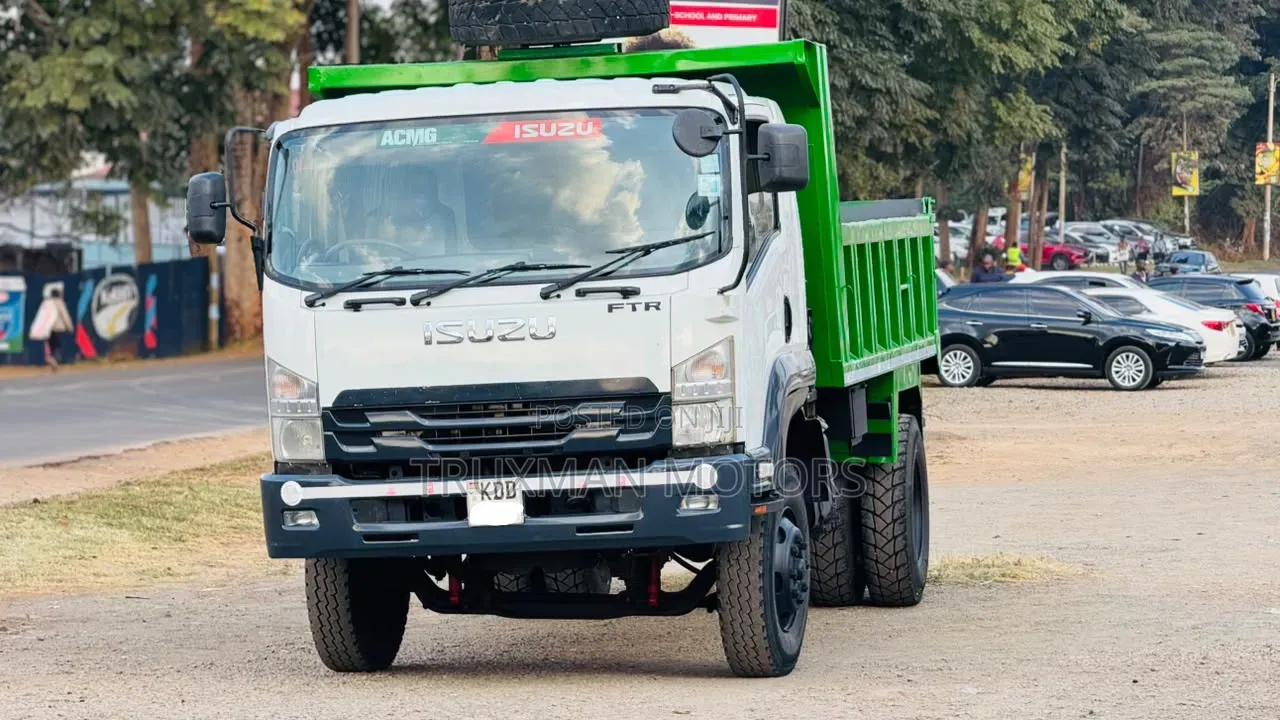 Isuzu 2021 FTR Tipper White
