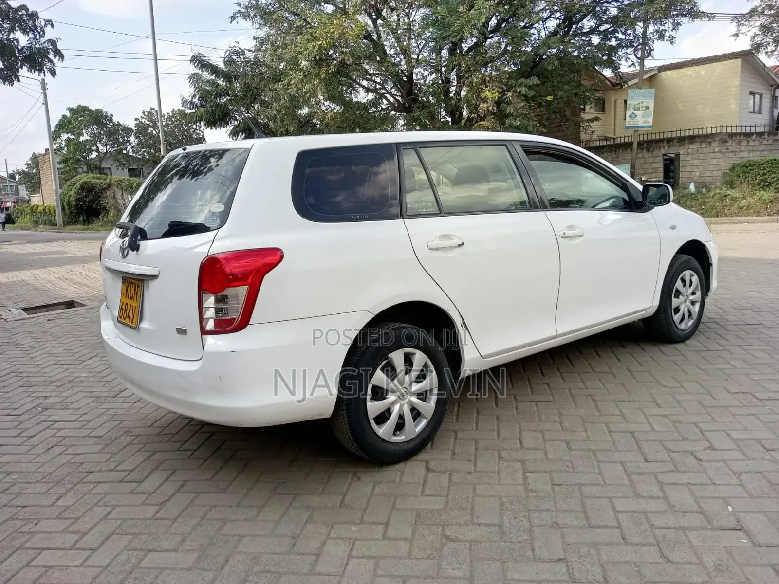 Toyota Corolla Fielder 2010 White