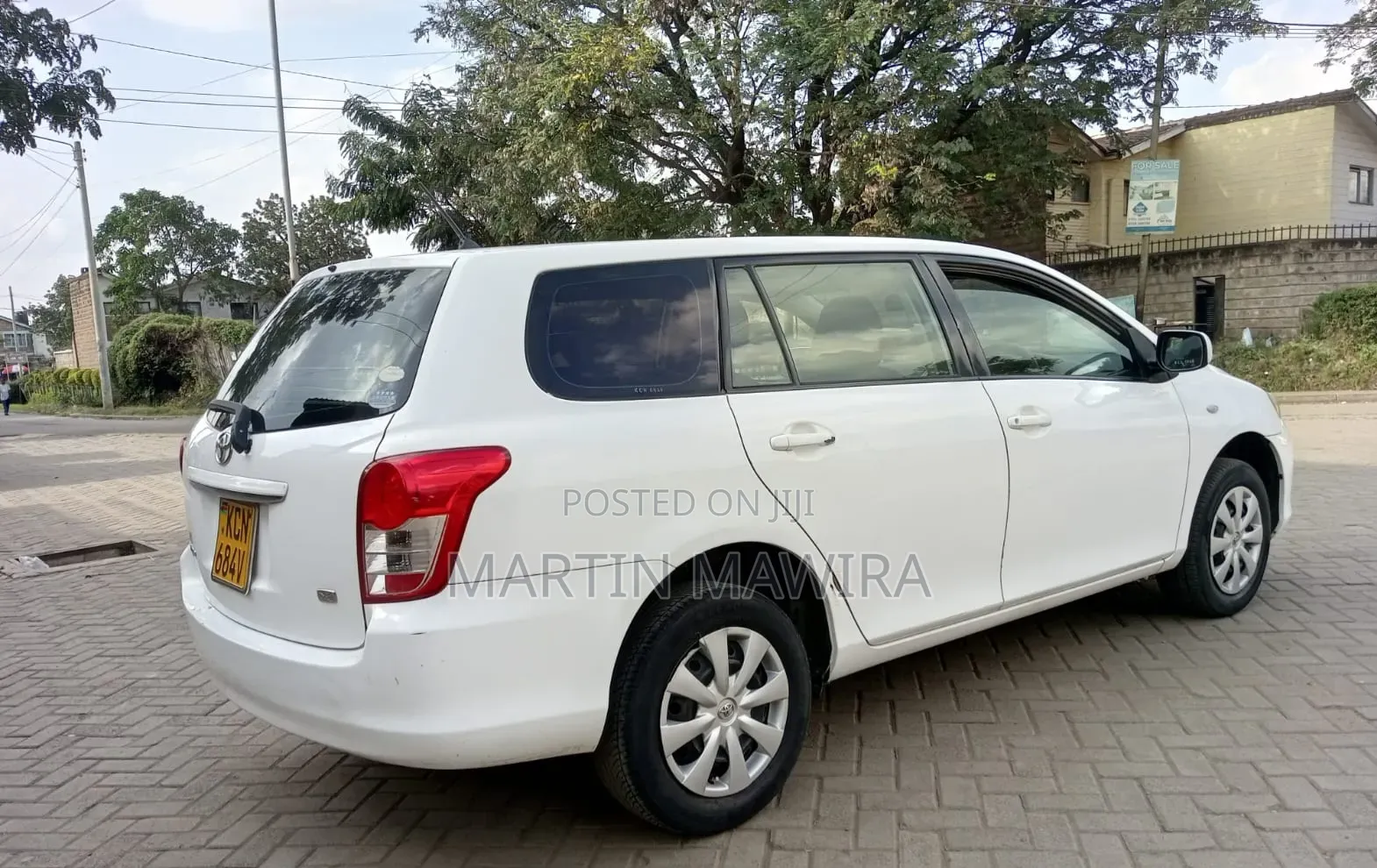 Toyota Corolla Fielder 2010 White