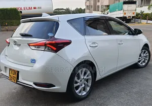 Toyota Auris 2017 White