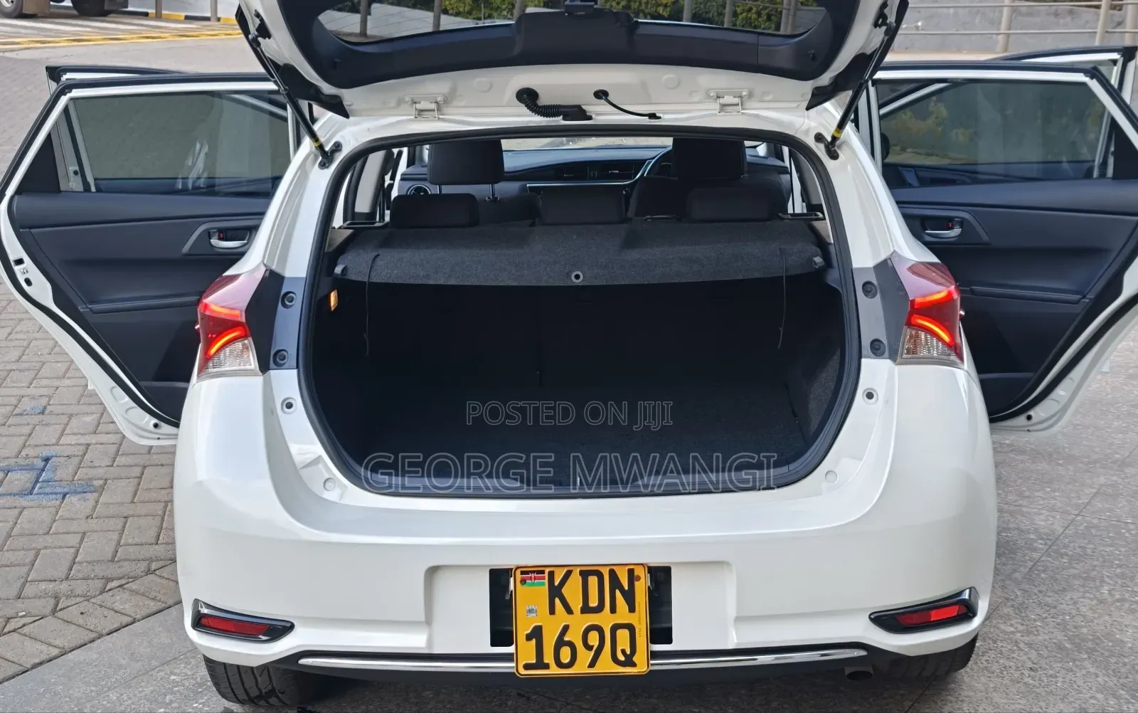 Toyota Auris 2017 White