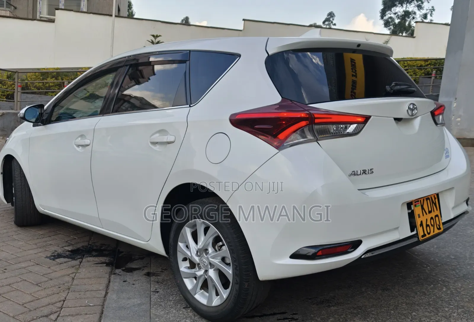 Toyota Auris 2017 White