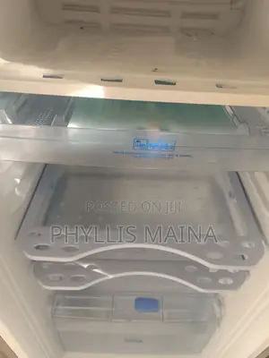 VON Fridge