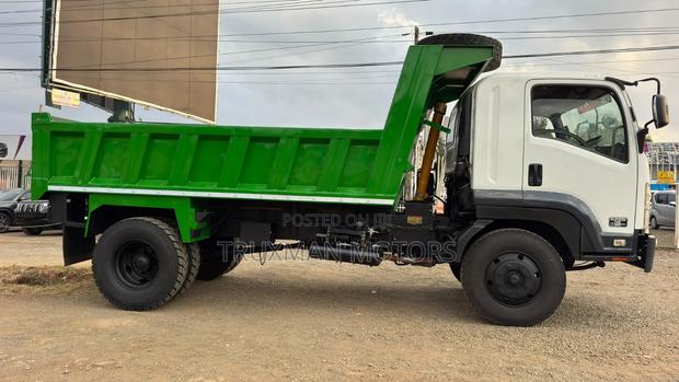 Isuzu 2021 FTR Tipper White - thumbnail 9