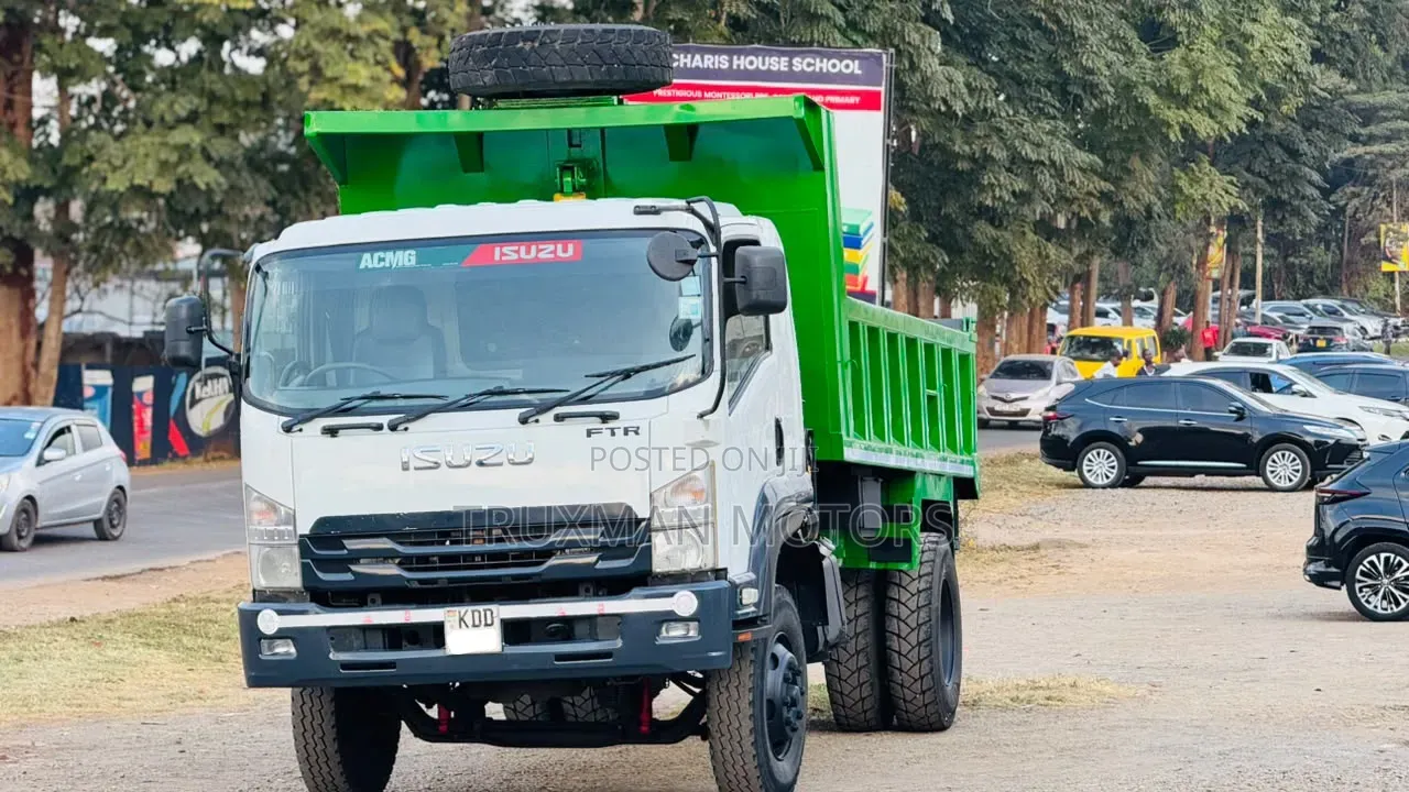 Isuzu 2021 FTR Tipper White