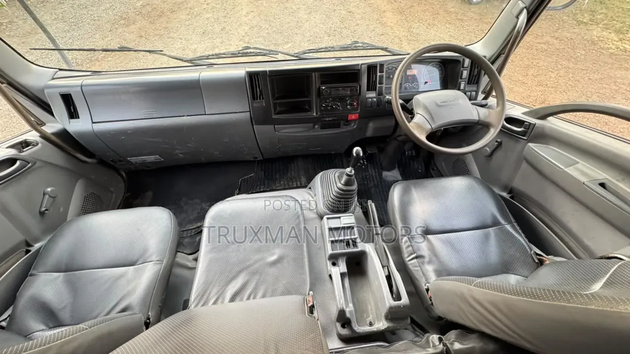 Isuzu 2021 FTR Tipper White