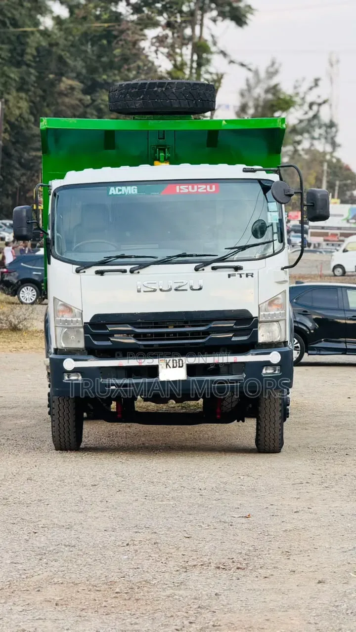 Isuzu 2021 FTR Tipper White