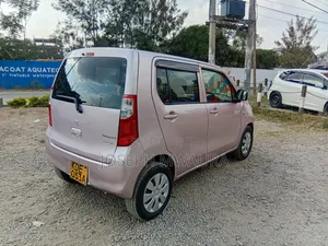 Suzuki Wagon R 2014 Pink