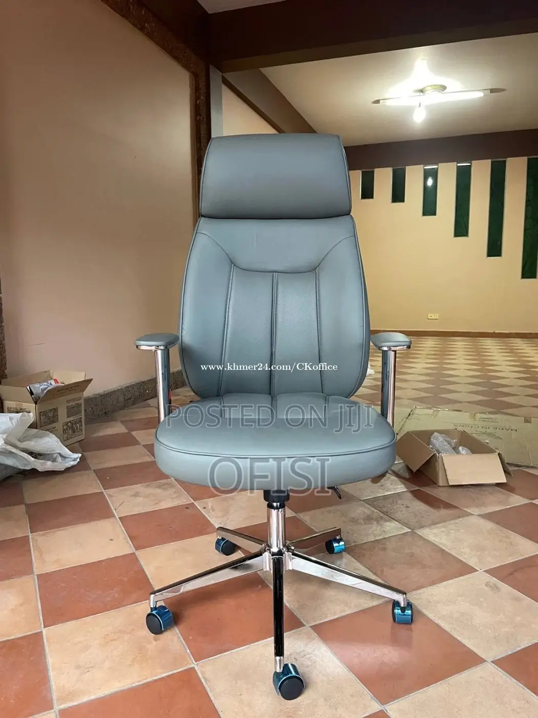 Office Chair; CEO Grey Executive Leather Office Chair
