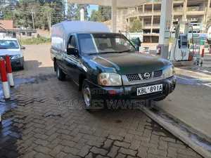 Nissan Hardbody 2008 White