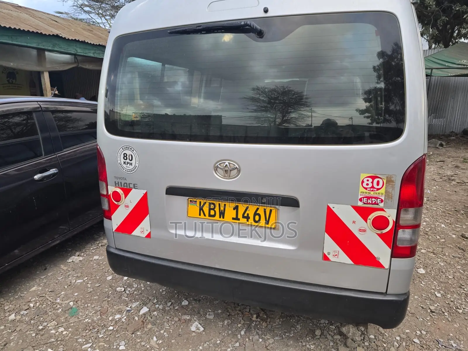 Toyota HiAce 2013 Silver