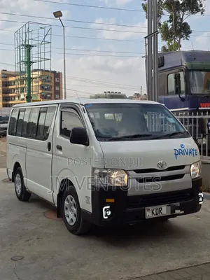 Toyota HiAce 2016 White
