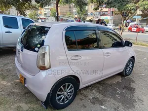 Toyota Passo 2014 Pink