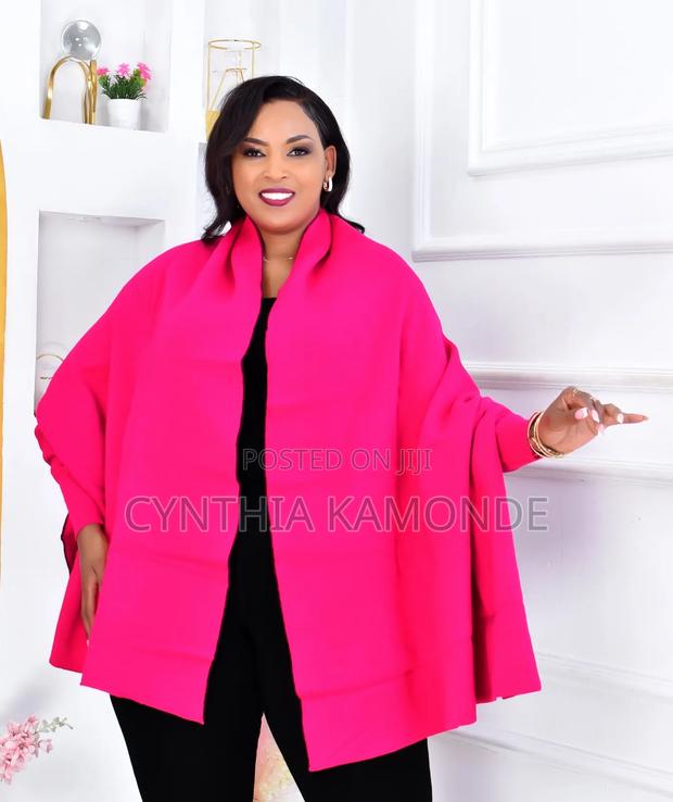 Plain Shawls With Hands - thumbnail 6