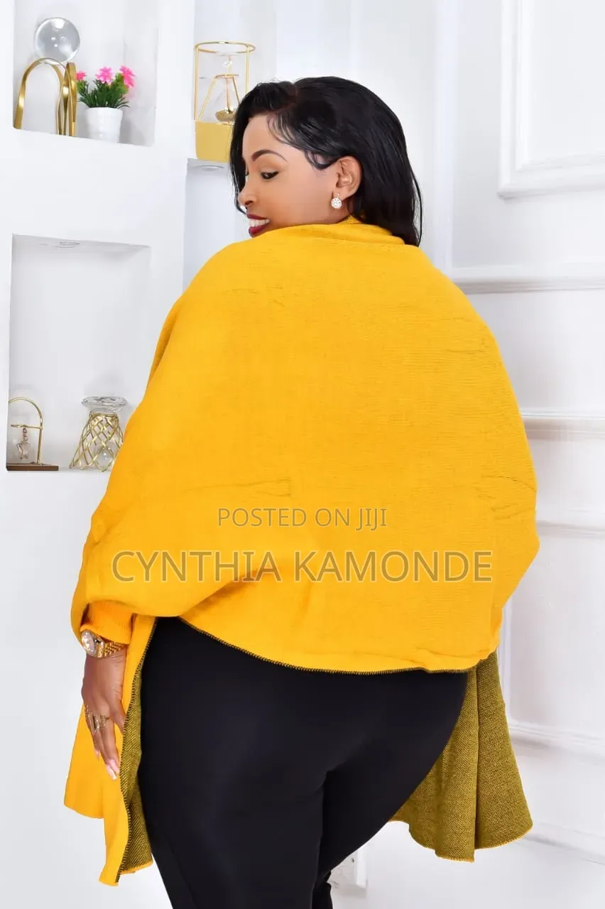 Plain Shawls With Hands