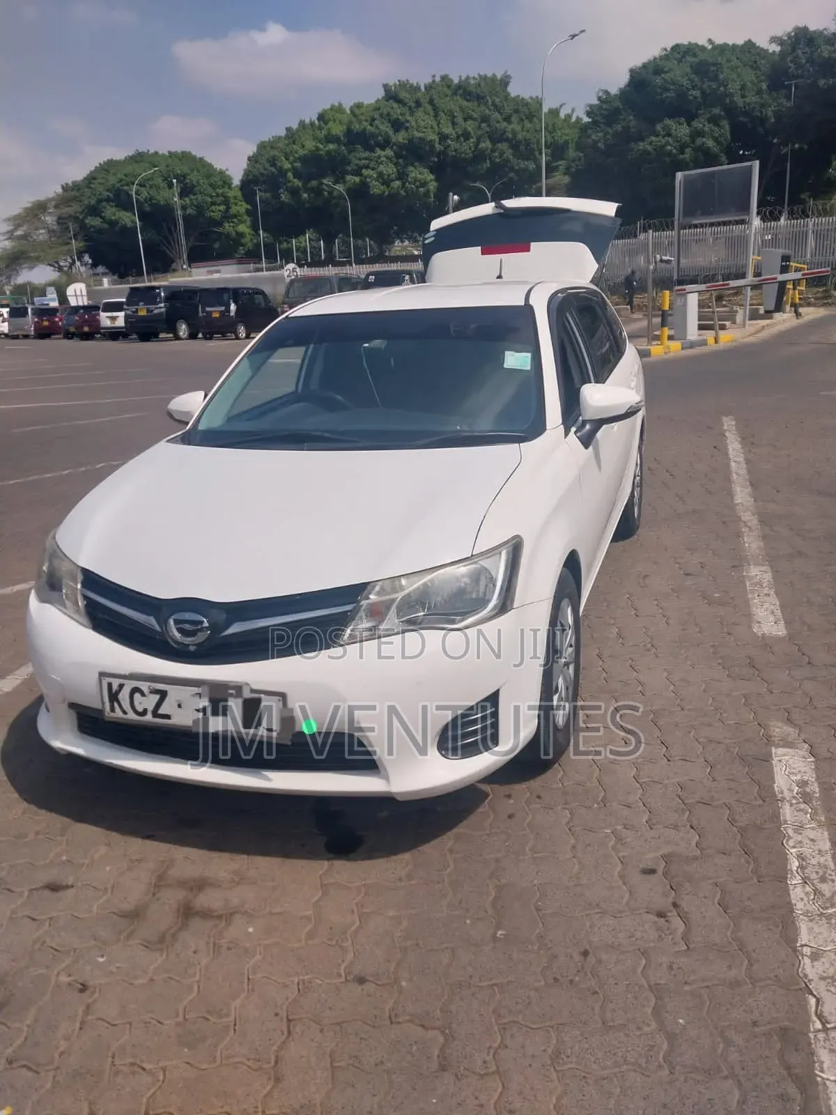Toyota Corolla Fielder 2013 White