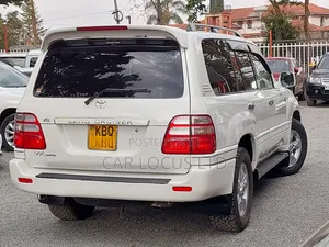 Toyota Land Cruiser 2004 White