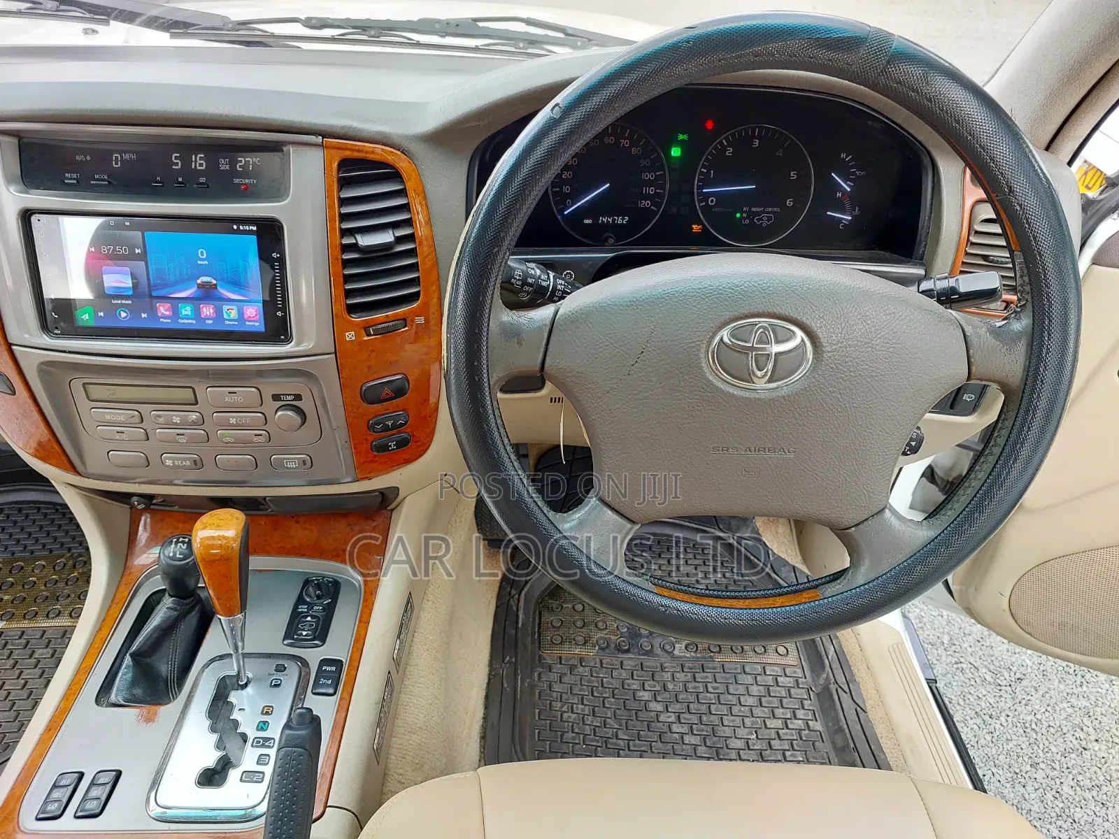 Toyota Land Cruiser 2004 White