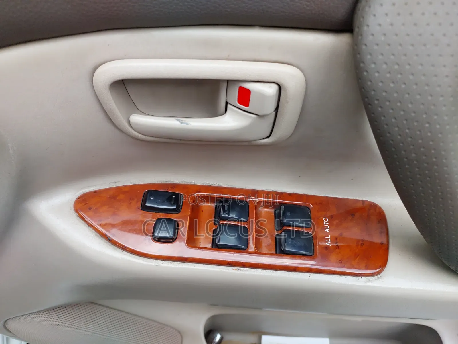 Toyota Land Cruiser 2004 White