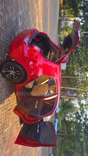 Toyota Auris 2007 Red