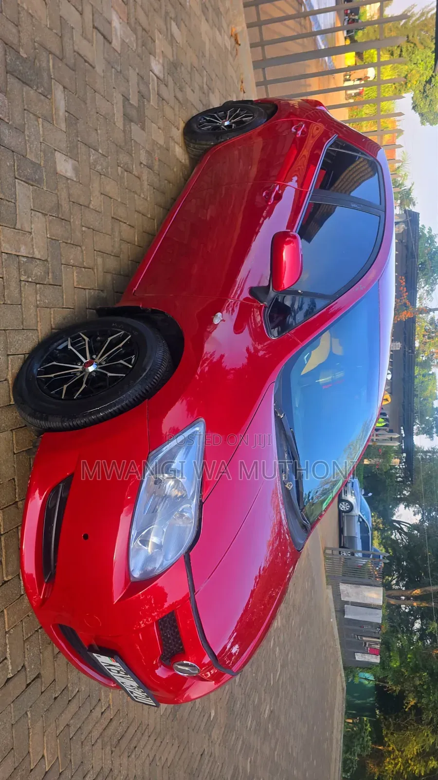 Toyota Auris 2007 Red