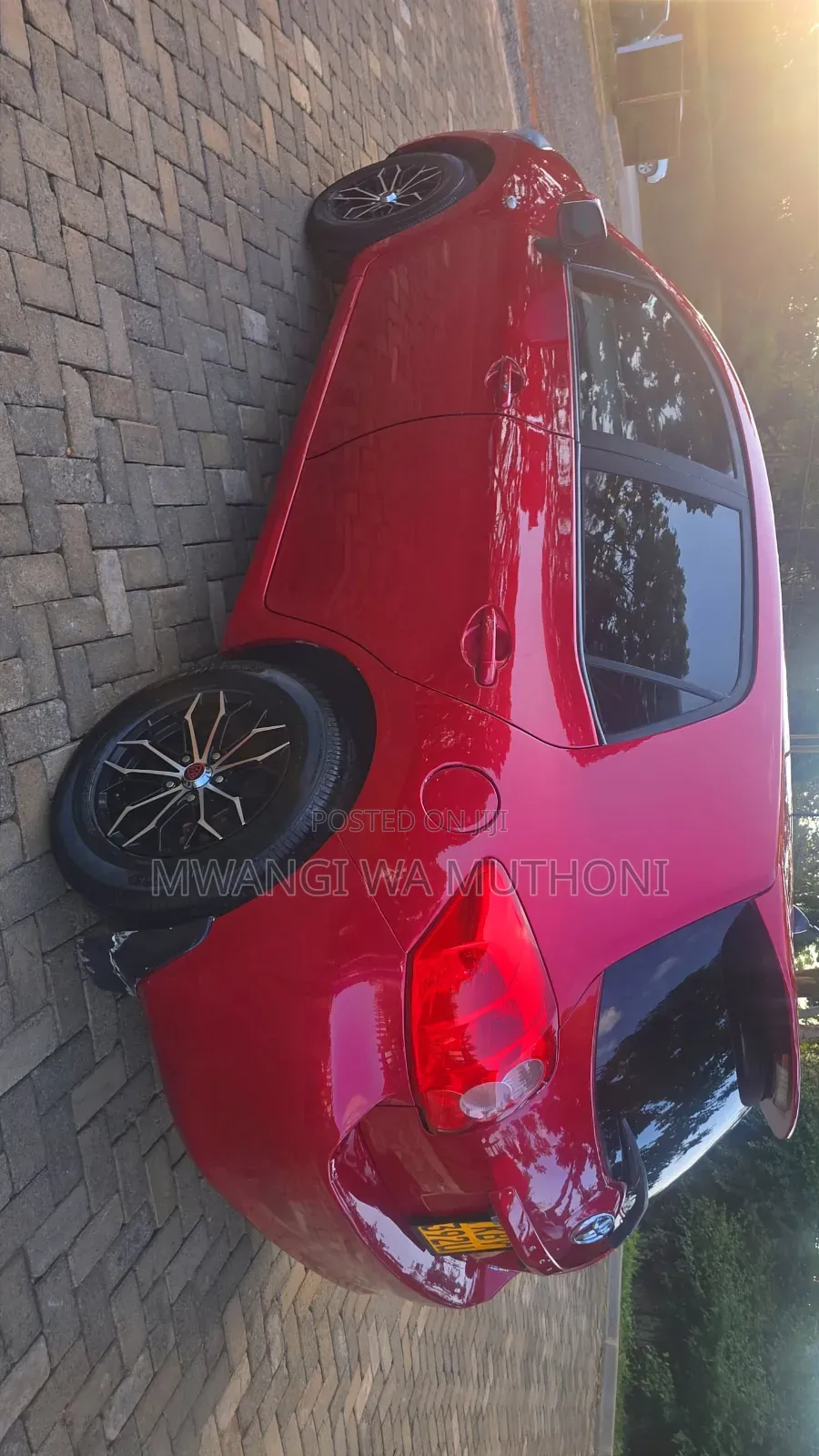 Toyota Auris 2007 Red