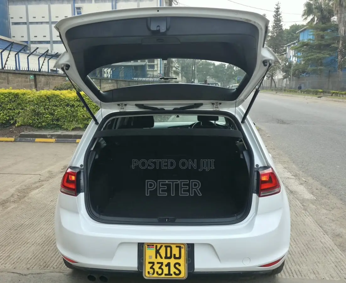 Volkswagen Golf 2015 White