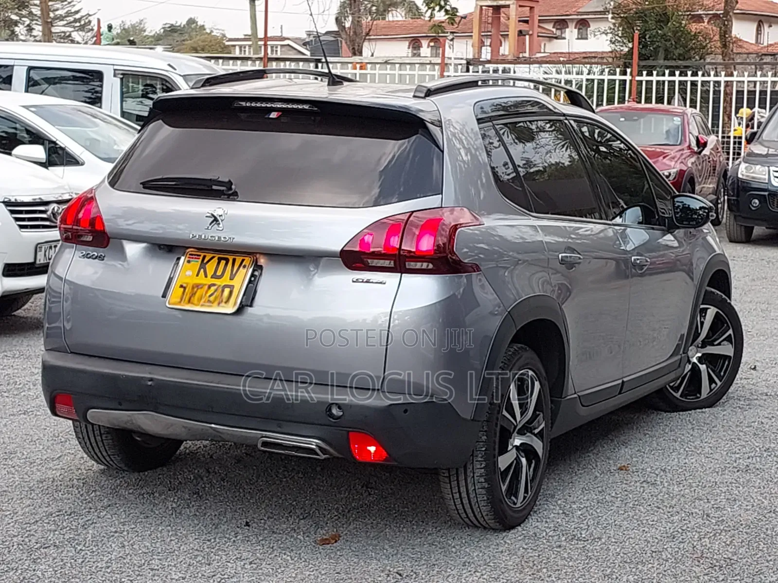 Peugeot 2008 2018 Silver