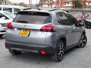 Peugeot 2008 2018 Silver