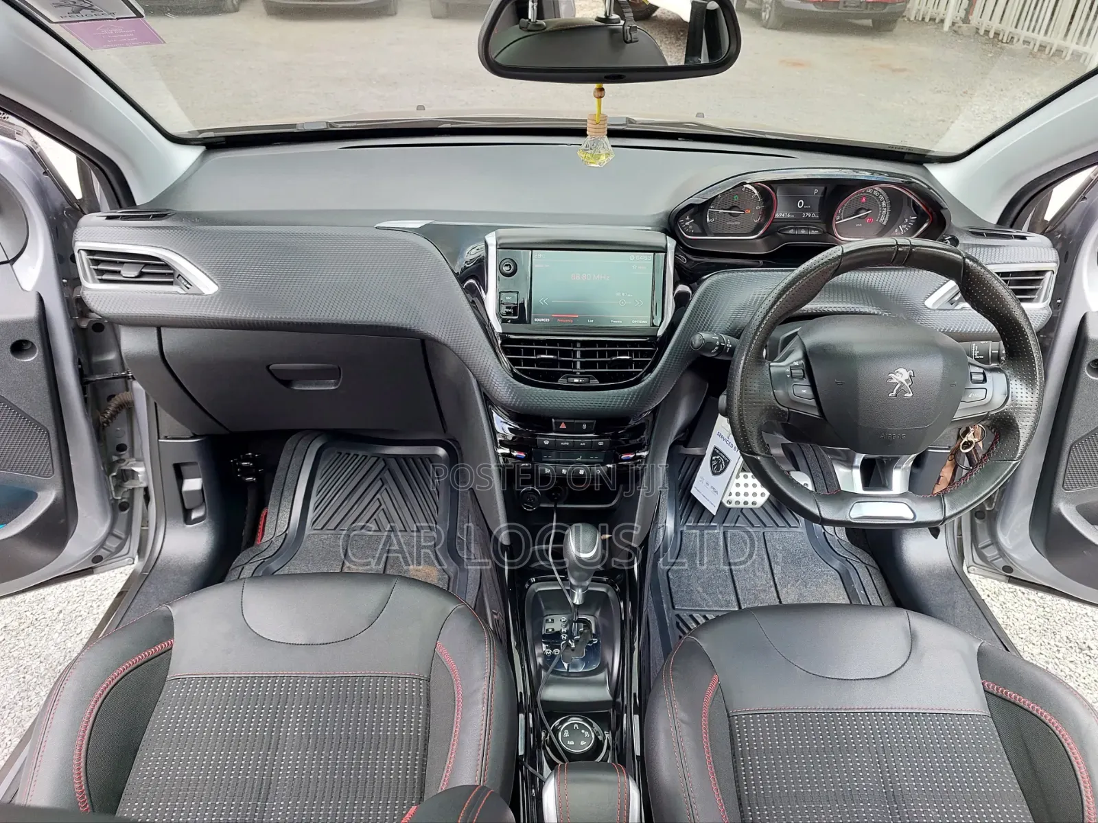 Peugeot 2008 2018 Silver