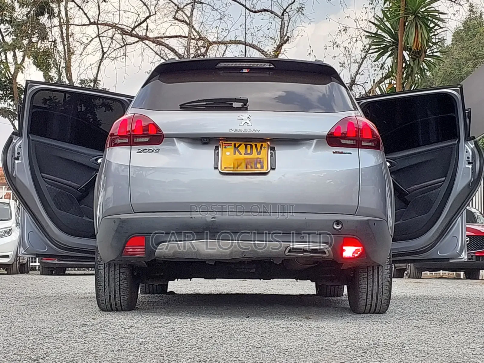 Peugeot 2008 2018 Silver