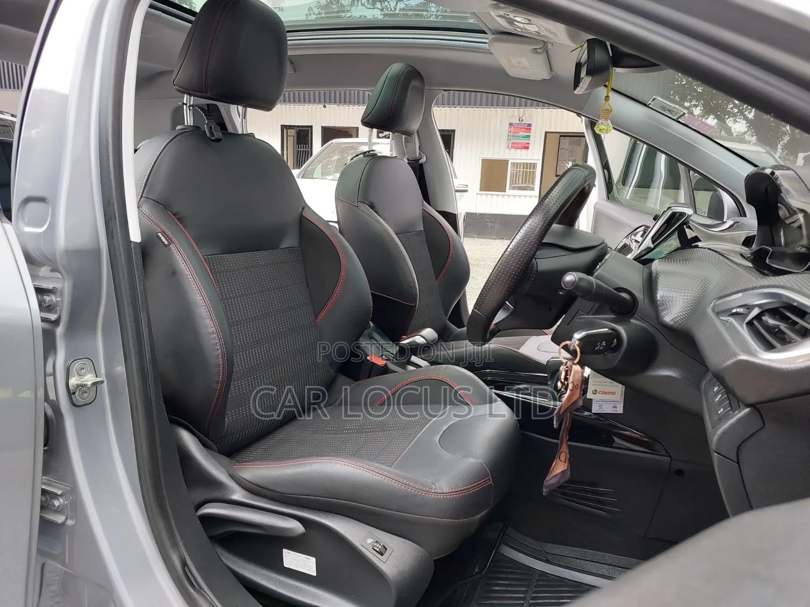 Peugeot 2008 2018 Silver
