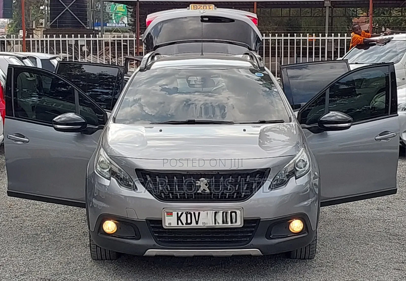Peugeot 2008 2018 Silver