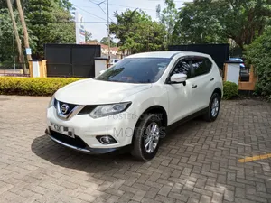 Nissan X-Trail 2015 White