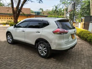 Nissan X-Trail 2015 White