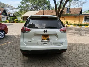 Nissan X-Trail 2015 White