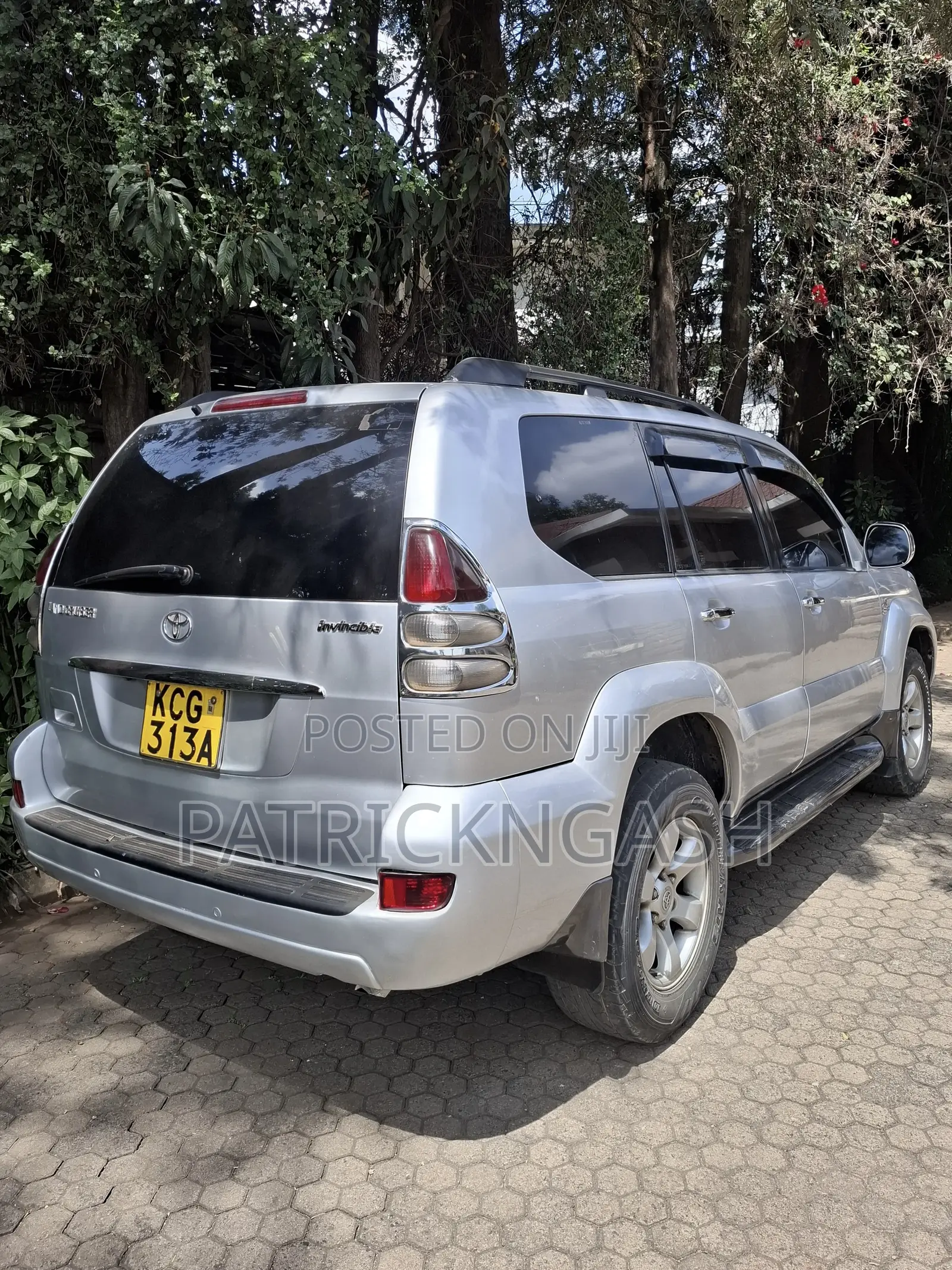Toyota Land Cruiser Prado 2009 Silver