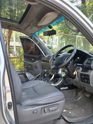 Toyota Land Cruiser Prado 2009 Silver
