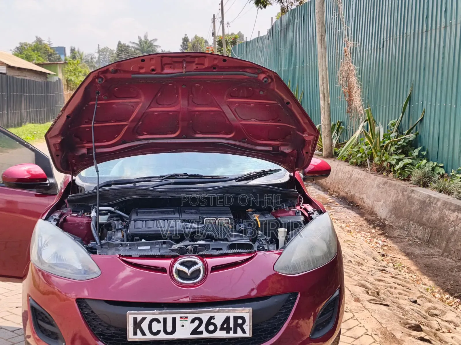 Mazda Demio 2012 Maroon
