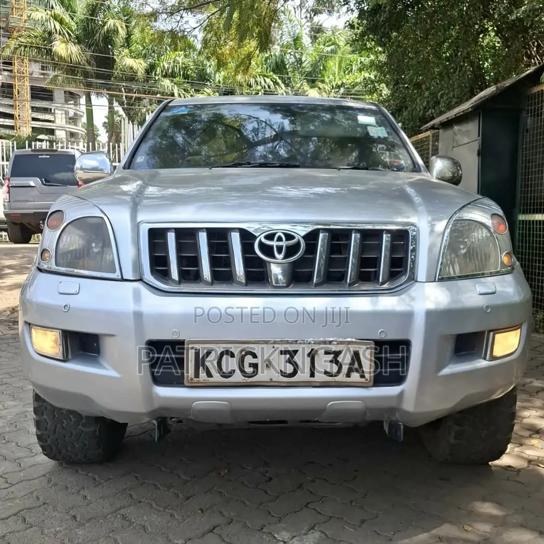 Toyota Land Cruiser Prado 2009 Silver