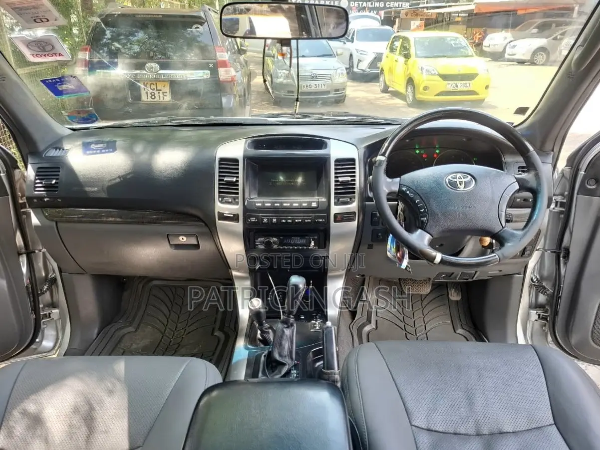 Toyota Land Cruiser Prado 2009 Silver