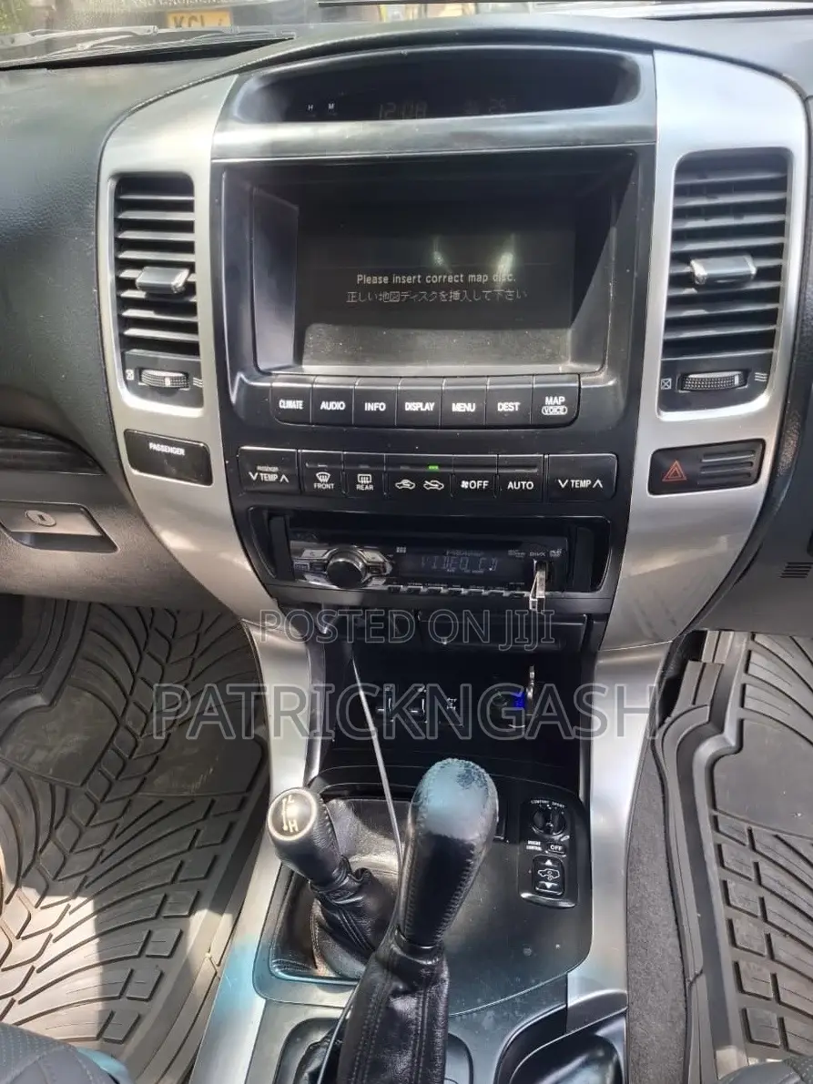 Toyota Land Cruiser Prado 2009 Silver