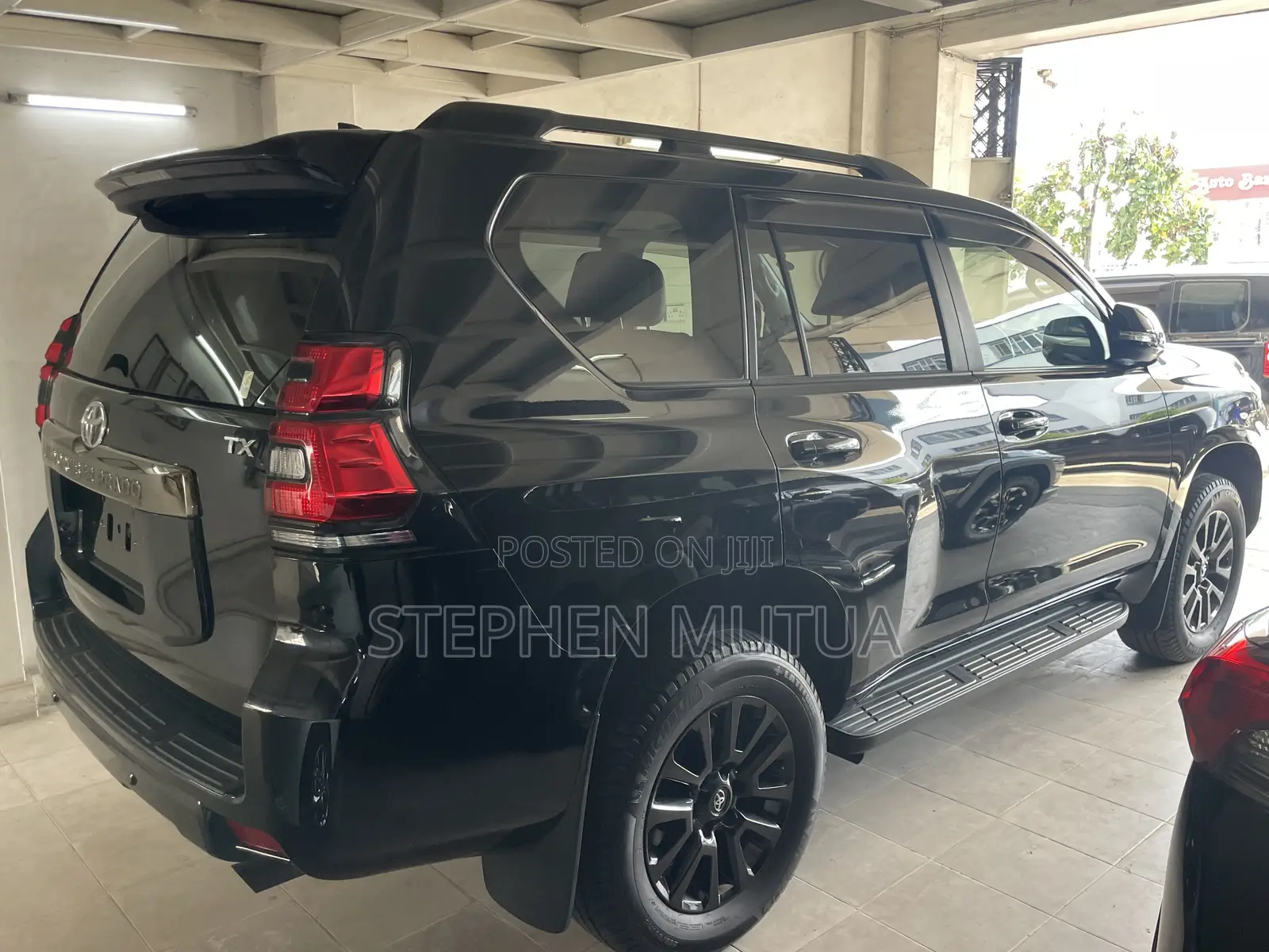 Toyota Land Cruiser Prado 2.7 2022 Black