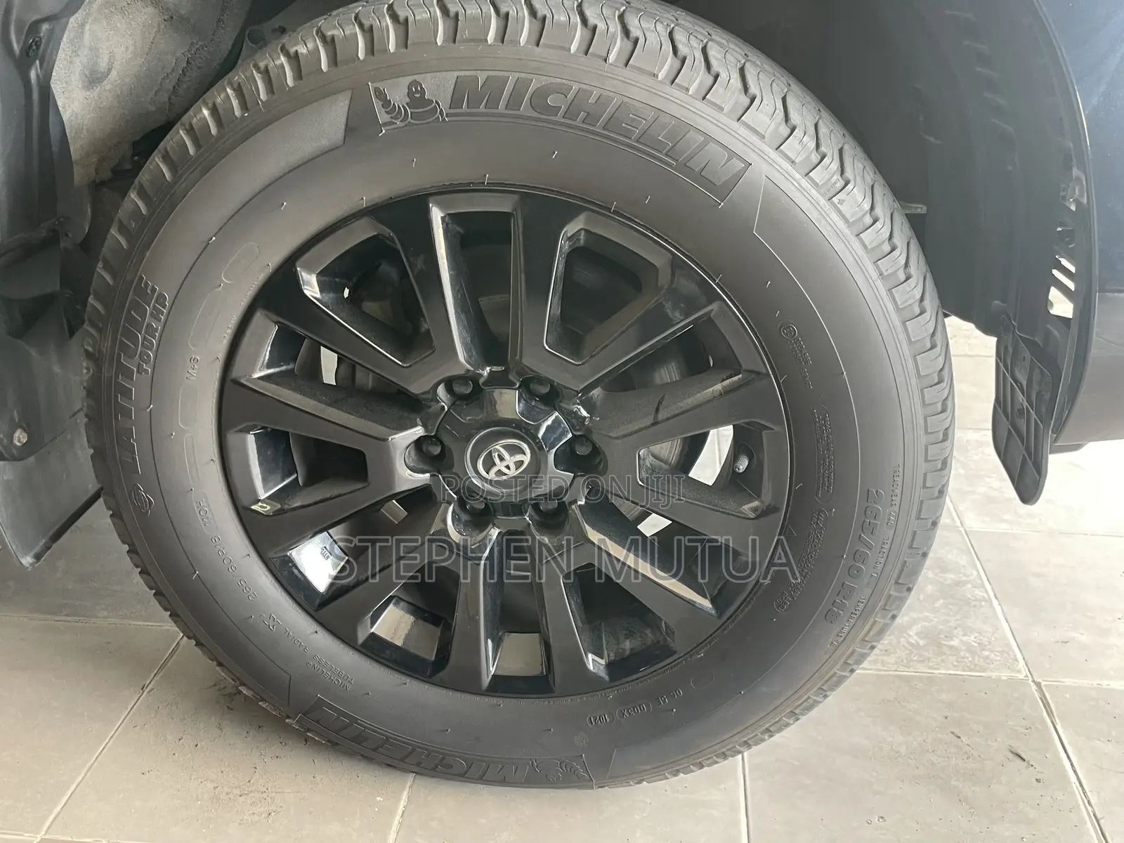 Toyota Land Cruiser Prado 2.7 2022 Black