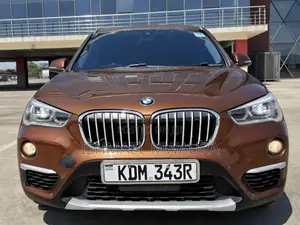 BMW X1 xDrive28i AWD 2016 Brown