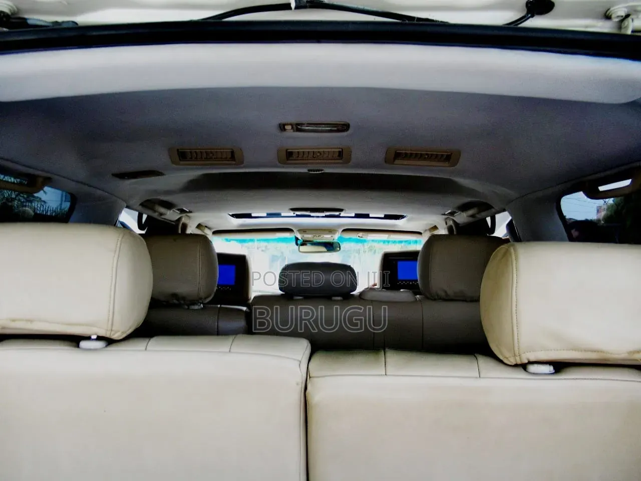 Toyota Land Cruiser 2005 White