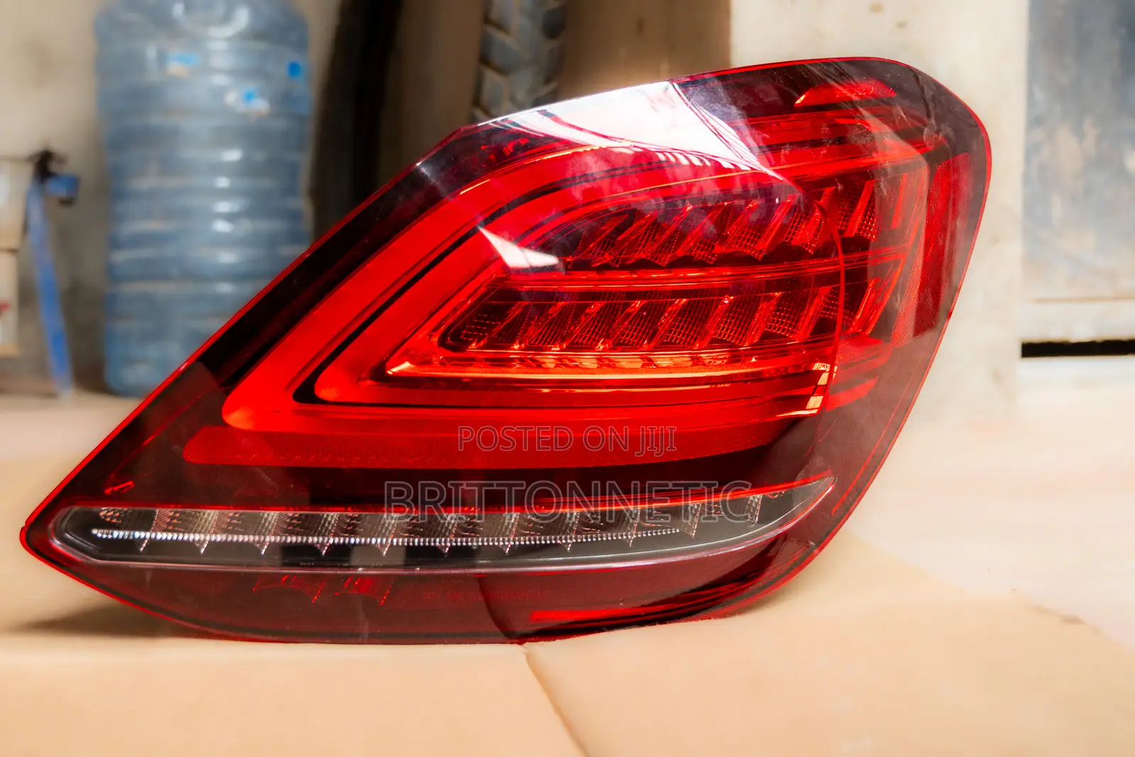 Mercedes-Benz C-Class Sedan Rear Right LED Tail Light