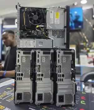 Desktop Computer HP 8GB AMD Ryzen 5 SSD 256GB